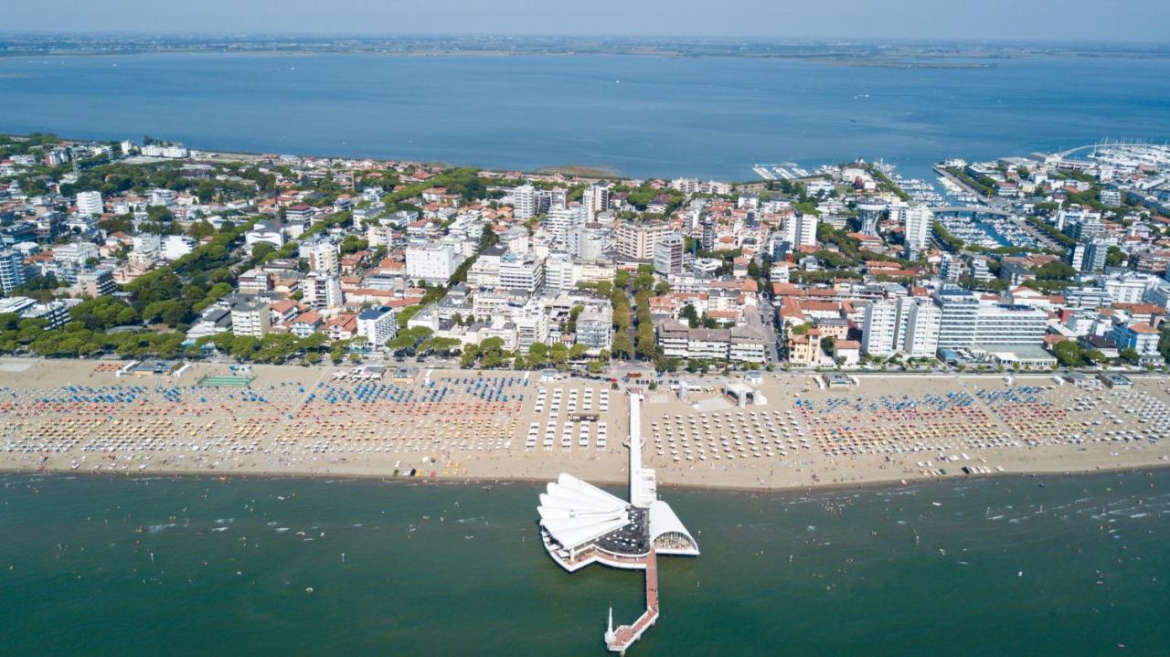 Appartamenti Fungo Lignano Sabbiadoro Bagian luar foto